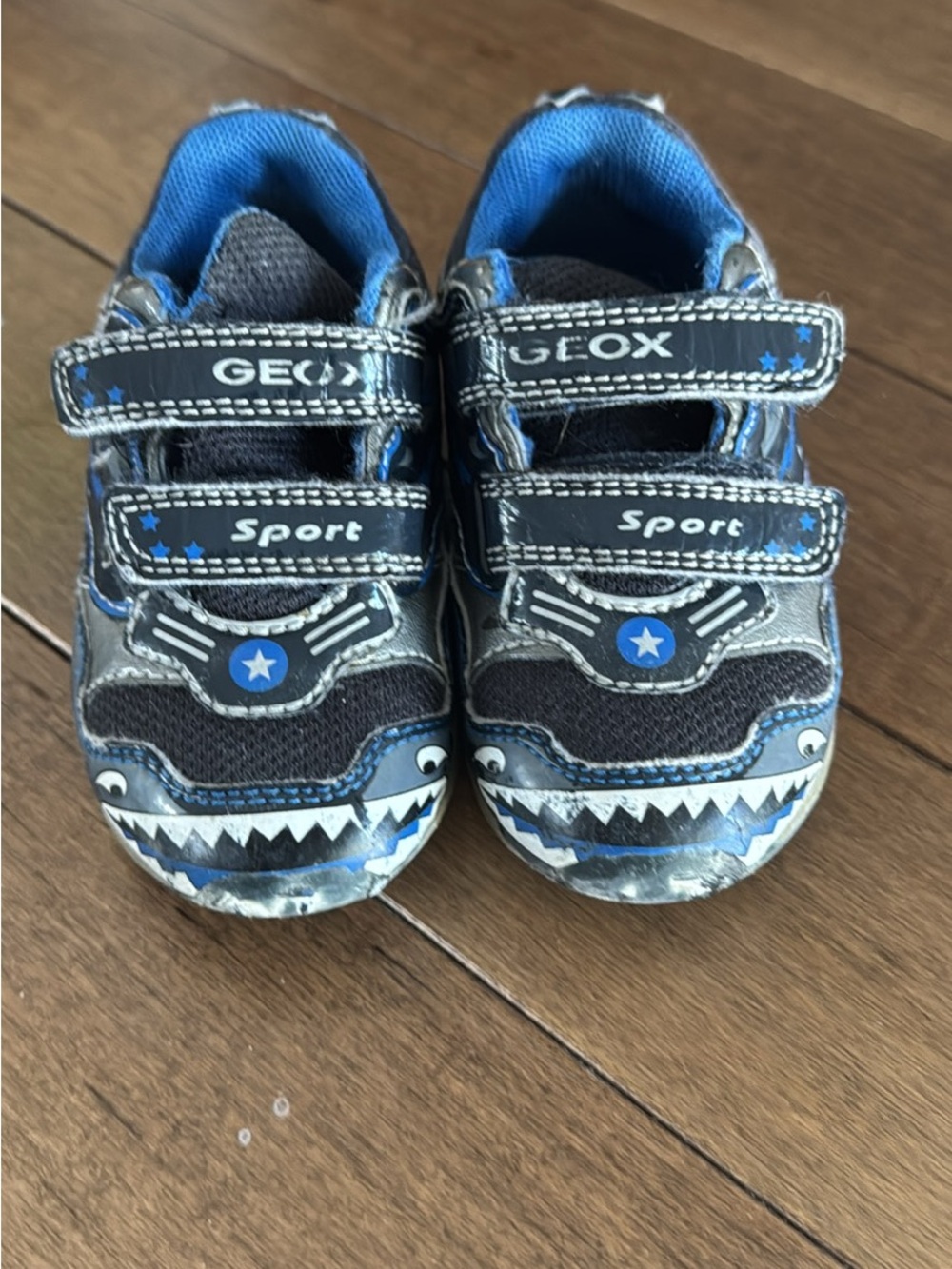 Geox Kids' Blue Shark Sneakers - Velcro Sport Shoes
